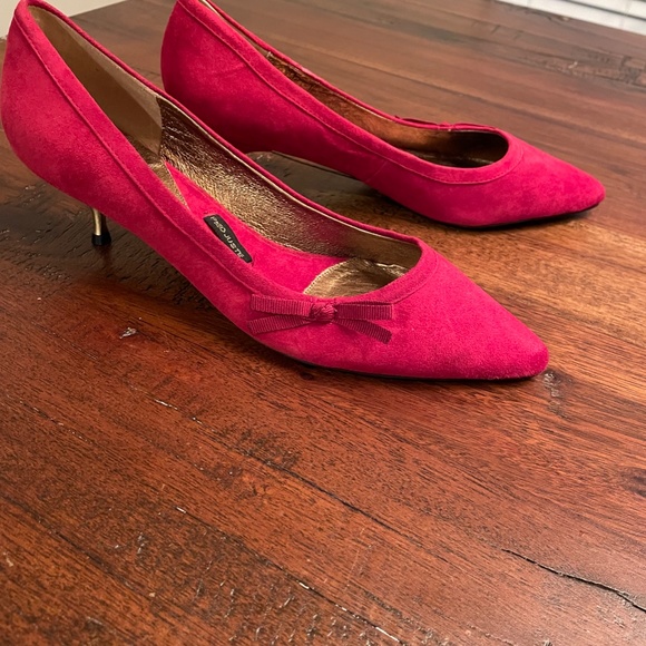 Pied Juste Suede Kitten Heel with Side Bow - Picture 3 of 7